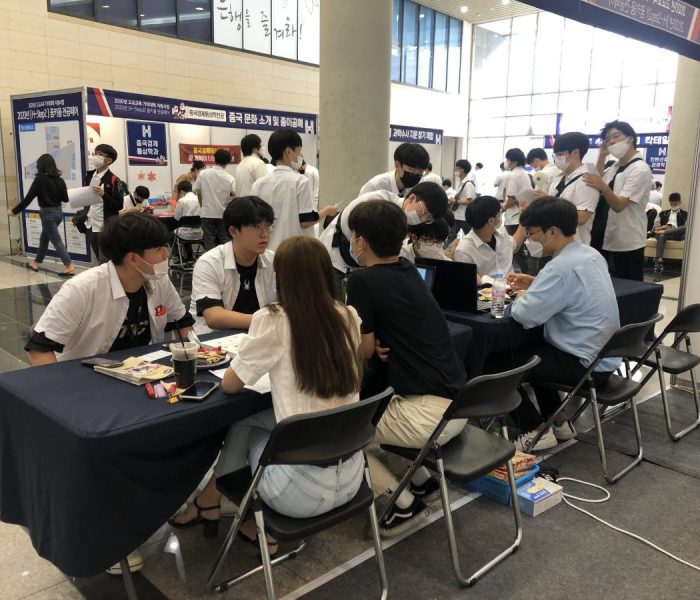빅데이터응용학과-온양고-전공페어-1.jpg